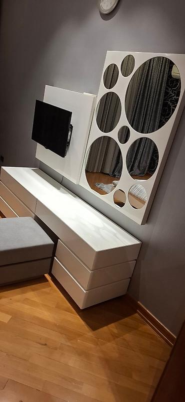 loft masa: King size ölçüde olan kravat . tv ile bir alınsa 1200 azn tv siz — 4