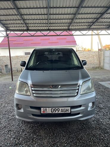 toyota land cruser 100: Toyota Noah: 2003 г., 2 л, Автомат, Бензин, Минивэн