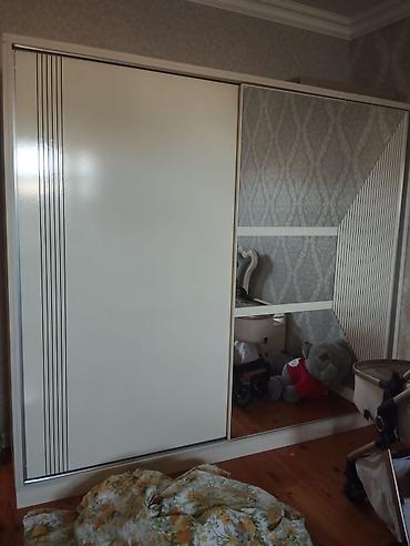 TƏCİLİ SATILIR Dolab əla vəziyyətdə 300 manat. Binə (2785) KİFA75