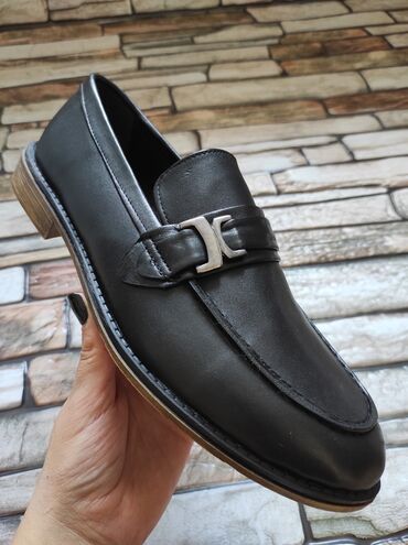 мужской ботинка: Распродажа остатков Качественная мужская обувь. Производство страна