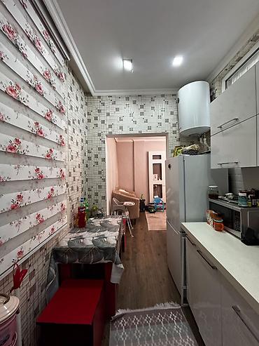 merkez: 2 otaqlı, Yeni tikili, 48 kv. m — 4