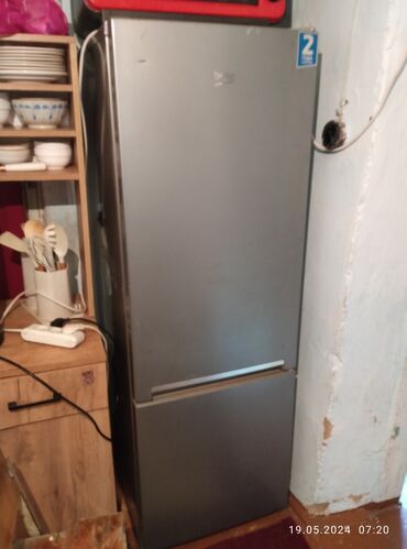 продаю холодильник каракол: Холодильник Aqua, Новый, Side-By-Side (двухдверный), 160 * 60