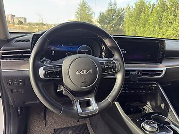 Продажа авто: Kia K5: 2021 г., 2 л, Автомат, Бензин, Седан — 10