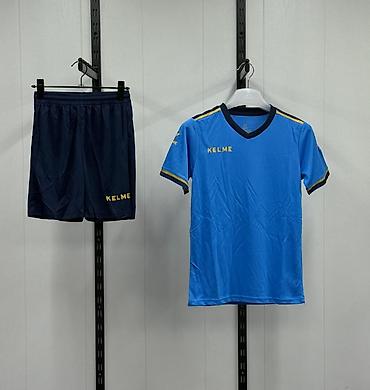 Спортивная форма: Футбольная форма комплектом - Состав комплекта: футболка + шорты (на — 9