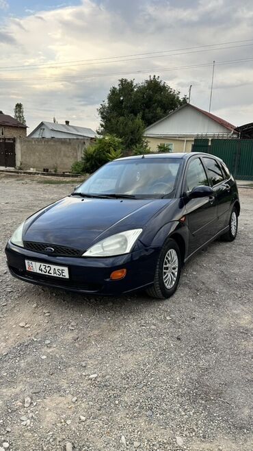 атего 1229: Ford Focus: 2001 г., 1.8 л, Механика, Бензин, Хэтчбэк