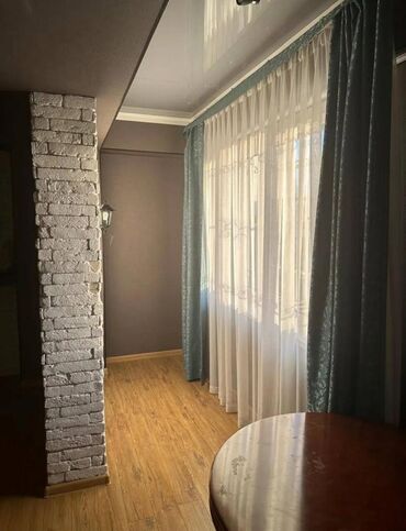 Продажа квартир: 2 комнаты, 87 м², Индивидуалка, 2 этаж, Косметический ремонт — 5