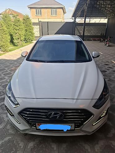 Hyundai Sonata: 2017 г., 2 л, Автомат, Газ, Седан