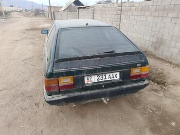 Audi: Audi 100: 1989 г., Седан — 11