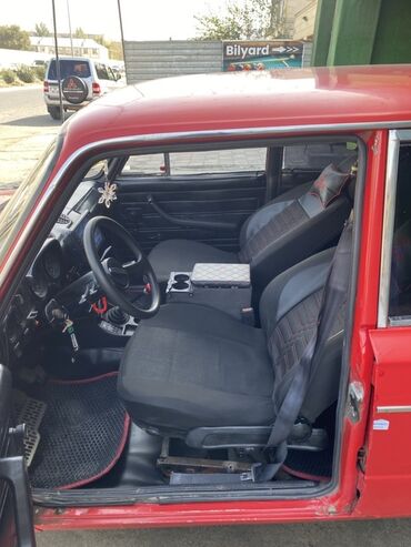 VAZ (LADA): VAZ klassik sedan, qırmızı rəng - Kuzov: 4 qapılı sedan, xrom yan — 7