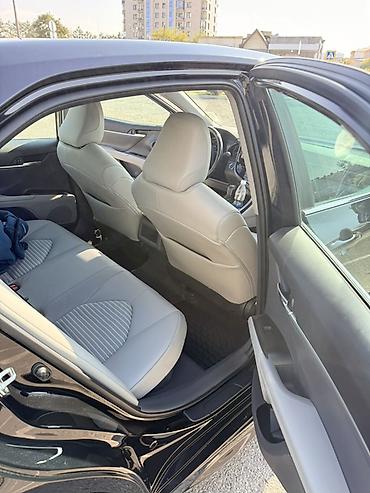 sequoia 2010: Toyota Camry: 2022 г., 2.5 л, Вариатор, Гибрид, Седан — 10