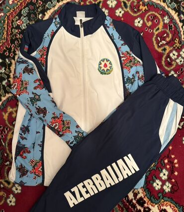 гантели для спорта: İdman dəsti, rəng - Göy lalafo.az -da гантели для спорта: İdman dəsti, rəng - Göy