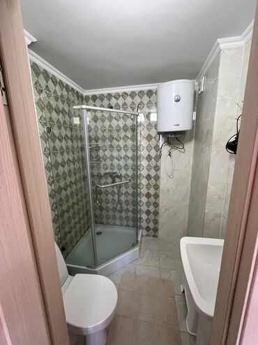 Посуточная аренда квартир: 2 комнаты, Бытовая техника, Постельное белье, Телевизор at lalafo.kg — 3 Посуточная аренда квартир: 2 комнаты, Бытовая техника, Постельное белье, Телевизор — 3