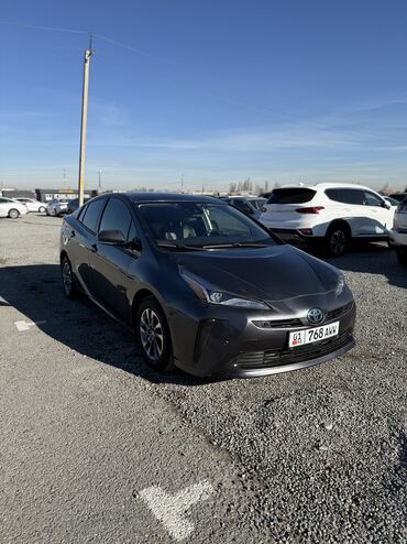 Toyota: Toyota Prius: 2019 г., 1.8 л, Вариатор, Гибрид, Хэтчбэк — 3