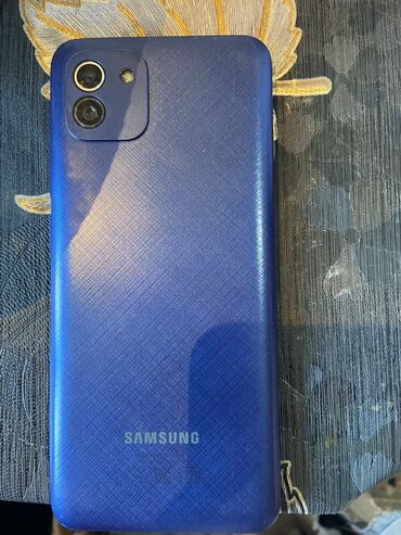 samsung a3: Samsung Galaxy A3, цвет - Синий, Сенсорный