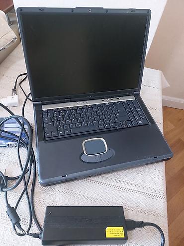 IZ3eR noutbook iwleyir az iwlenib Xüsusiyyətlər: - Böyük ekran