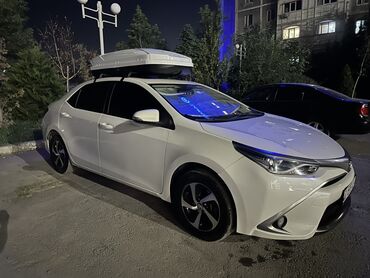 тоета корона: Toyota Corolla: 2018 г., 1.8 л, Вариатор, Бензин, Седан