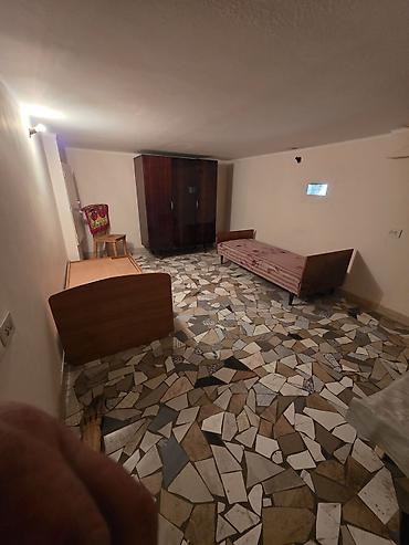 пш метр: 20 м², Жарым -жартылай эмереги бар — 1