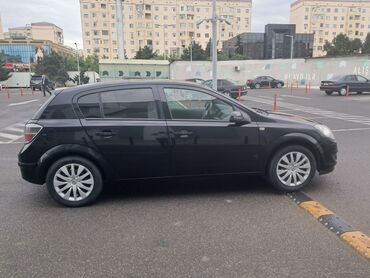 Opel: Opel Astra: 1.4 l | 2009 il 315000 km Hetçbek — 4