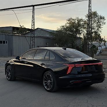 hongqi h5: Brilliance : 2023 г., 2 л, Автомат, Бензин, Седан — 5