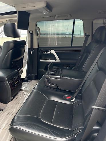 volvo s 80: Toyota Land Cruiser: 4.6 l | 2014 il Ofrouder/SUV — 6