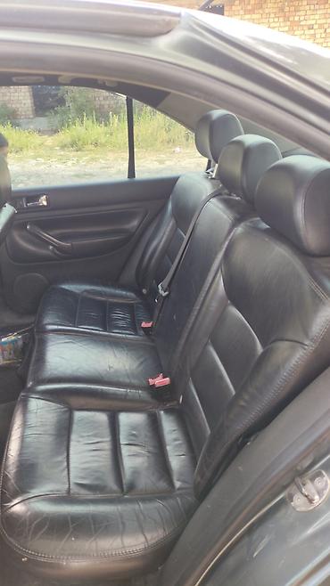 Volkswagen: Volkswagen Jetta: 2003 г., 2 л, Механика, Бензин, Седан — 3