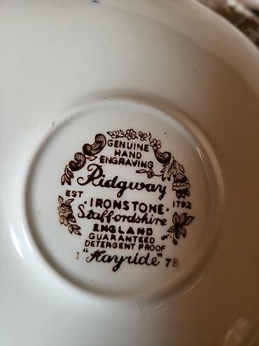 Ostali antikviteti: Solje engleske za kafu,caj Ironstone iz 70ih.god. Engleske solje — 18