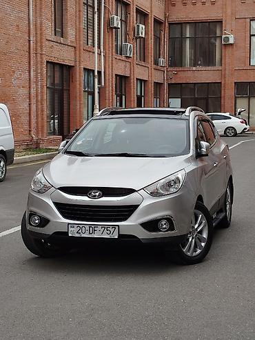 Hyundai: Hyundai ix35: 2.4 l | 2011 il Krossover — 2