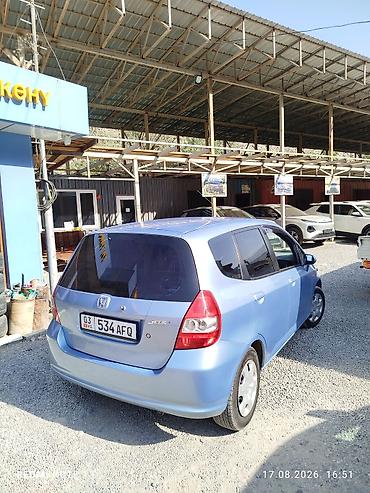 jak авто: Honda Fit: 2003 г., 1.3 л, Механика, Бензин, Хэтчбэк — 3