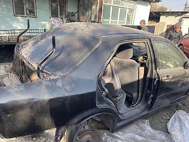 газ суу: Honda Accord: 2002 г., 2 л, Автомат, Бензин, Седан — 3