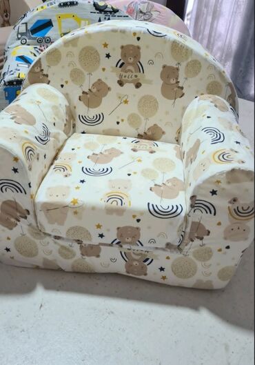 Foteljice: Prelepe dečije foteljice raznih dezena. Obradujte vaše mališane 🥰 Cena — 3