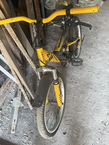 Uşaq velosipedləri: İşlənmiş İki təkərli Uşaq velosipedi 20", sürətlərin sayı: 1, Ünvandan götürmə