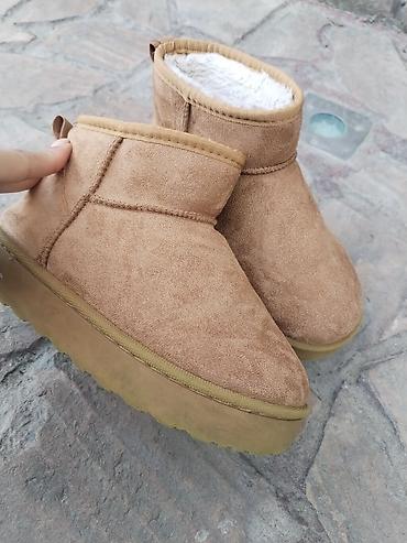 carapa cizme: Čizme za devojčice, broj 35 - Model: niske zimske čizme (ankle boots) — 2