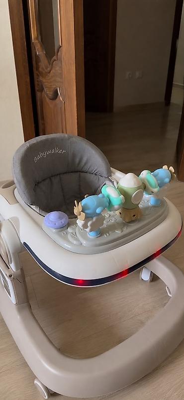 купить детскую машинку на пульте управления: Ходунки Babywalker для малышей - Комфортное мягкое сиденье с высокой — 1