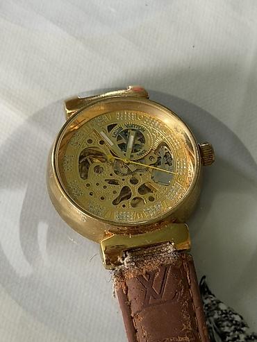 samsung watch 1: İşlənmiş, Qol saatı, Louis Vuitton, rəng - Qızılı — 1