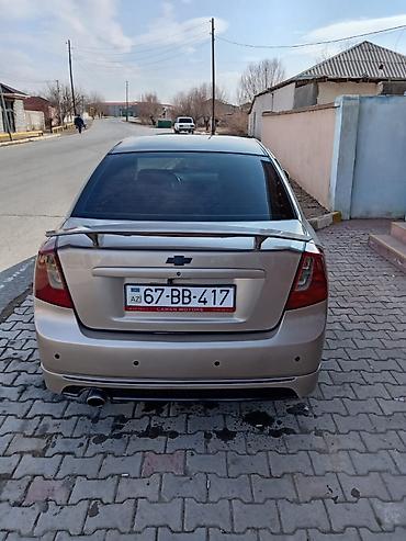 mercedes benz 208 d: Chevrolet Lacetti: 1.6 l | 2008 il 260000 km Sedan — 4