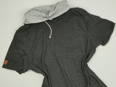 oversized t shirty mockup: T-shirt damski, rozmiar M