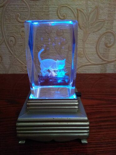 Другой декор и предметы интерьера: Продаю декор для дома: 1. Сувенир Москва, если потрясти, внутри шара — 6