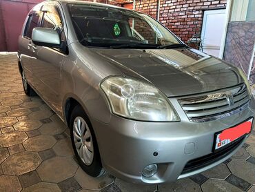 Toyota: Toyota Raum: 2004 г., 1.5 л, Автомат, Бензин