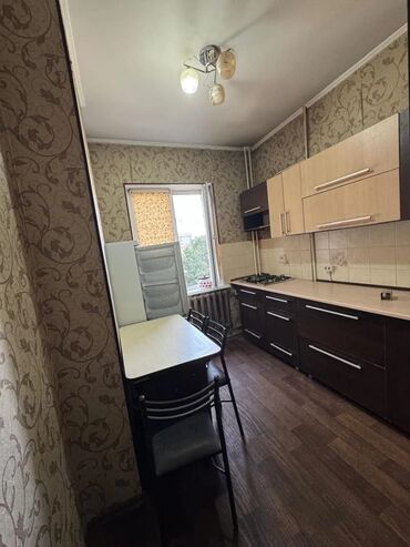 продаю дом село чалдовар: 3 комнаты, 63 м², 105 серия, 4 этаж, Евроремонт