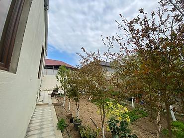 Həyət evləri və villaların satışı: Ramana qəs. 4 otaqlı, 129 kv. m, Yeni təmirli — 30