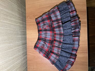 шелковая юбка: Детская юбка 
100 сом