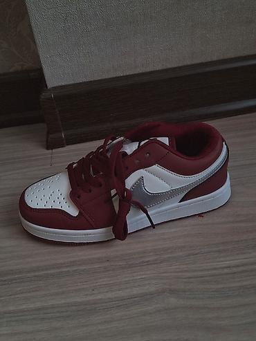 кроссовки мизуна волейбольные: Кроссовки, 36, Air Jordan, Новый, Самовывоз — 3