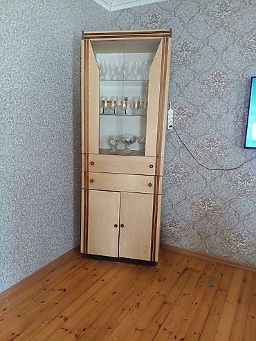 Şüşə vitrini olan bufet-dolab - Material: ağac kompoziti, ön hissədə lalafo.az -da Şüşə vitrini olan bufet-dolab - Material: ağac kompoziti, ön hissədə