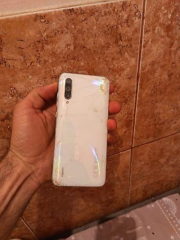 xiaomi mipad: Xiaomi A3, цвет - Белый, 
 Отпечаток пальца — 3