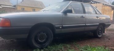 ауди сиденья: Audi 100: 1986 г., 2.2 л, Механика, Бензин, Седан