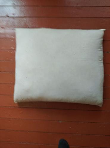 kaşlok satışı: 2eded qaz tuku balinc satilir, her birinin icinde 5 kilo tuk var — 2