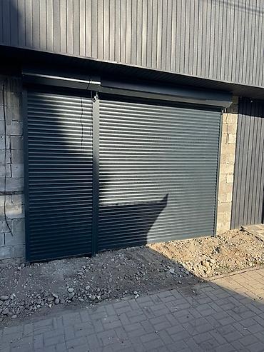 Секционные ворота: Секционные гаражные и промышленные ворота + двери из сендвич‑панелей — 10