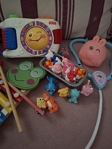 ayı çanta: Uşaq oyuncaqları dəsti - Fisher-Price interaktiv saat/oynaq — 1