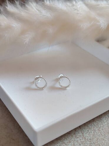 new yorker ranac: Screwback earrings, Material: Silver