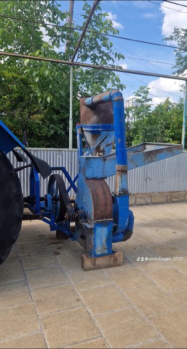 traktor azerbaycan: Yem üyüdən